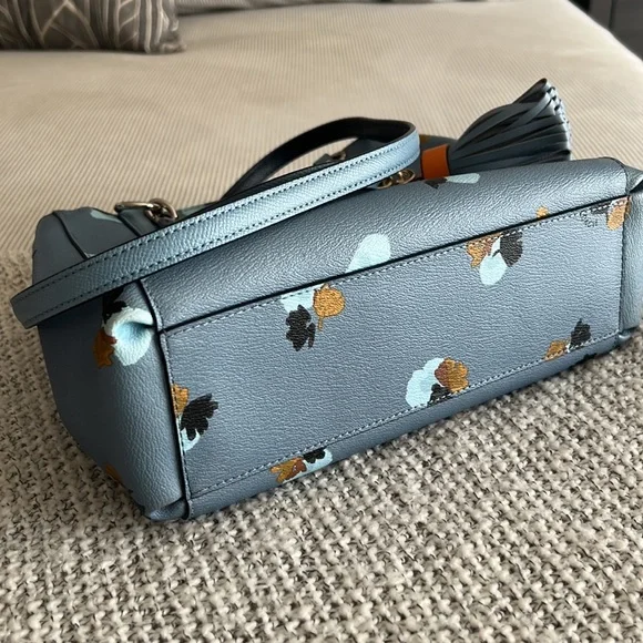 Coach Leather Crossbody Satchel Bag + Keychain - Picture 4 of 8